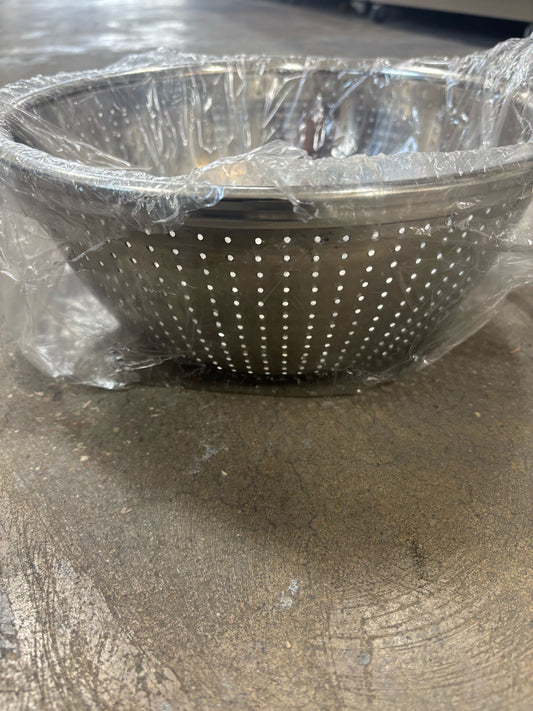 Heavy-Duty Stainless Steel Perforated Colander Basket – Commercial Food Strainer for Fruits, Vegetables, Rice & Pasta