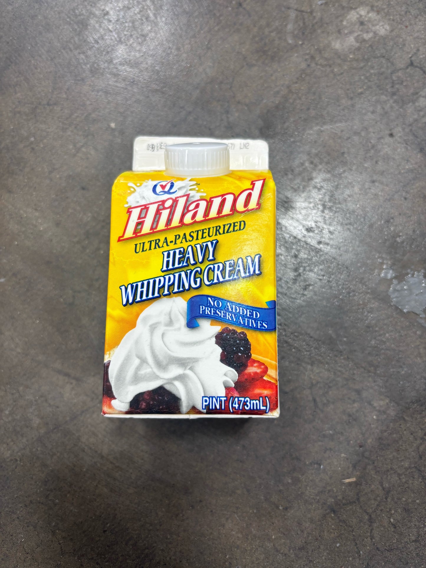 Hiland Heavy Whipping Cream Ultra-Pasteurized 1 Pint | Fresh Dairy